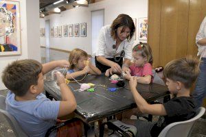 El Museu de la Rajoleria inicia la programació d’activitats didàctiques per a escolars amb tallers sostenibles de materials reciclats - (foto 3) El Museu de la Rajoleria inicia la programació d’activitats didàctiques per a escolars amb tallers sostenibles de materials reciclats - (foto 3)