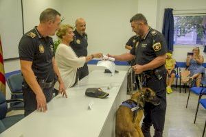 La Policía Local de Santa Pola incorpora una unidad canina para reforzar la seguridad La Policía Local de Santa Pola incorpora una unidad canina para reforzar la seguridad