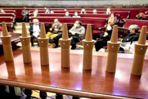 Els jurats dels premis literaris ‘‘Ciutat de València’’ decidixen les obres guanyadores de la seua XL edició Els jurats dels premis literaris ‘‘Ciutat de València’’ decidixen les obres guanyadores de la seua XL edició