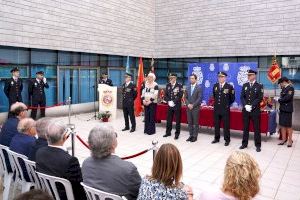 Paterna celebra el Día de la Policía Nacional con una baja tasa de criminalidad y el mayor número de agentes de la historia Paterna celebra el Día de la Policía Nacional con una baja tasa de criminalidad y el mayor número de agentes de la historia