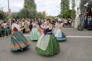 Benicàssim celebra el 9 d'octubre amb la tradicional cercavila, tallers i focs artificials