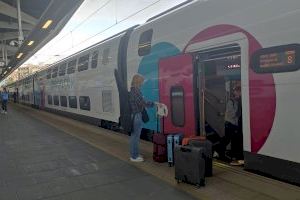 Valencia amplía su oferta de alta velocidad: ya se puede viajar a Madrid con Ouigo