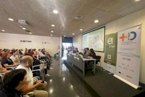 El Centro de Congresos de Elche acoge una jornada de trabajo para impulsar la inserción laboral de colectivos vulnerables - (foto 2)