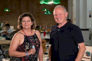 Súper Abuelos lanza una plataforma de servicios profesionales para que personas jubiladas puedan reforzar sus ingresos Súper Abuelos lanza una plataforma de servicios profesionales para que personas jubiladas puedan reforzar sus ingresos