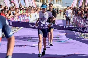 Nacho Villarruel i Tessa Kortekaas, guanyen la prova reina de la ICAN Gandia 2022 - (foto 4) Nacho Villarruel i Tessa Kortekaas, guanyen la prova reina de la ICAN Gandia 2022 - (foto 4)