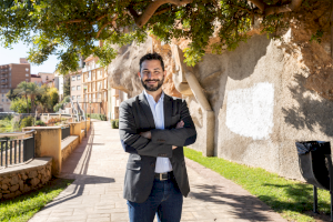 Falomir assegura que les mesures socials i econòmiques del Govern ajudaran el 40% de la població a reduir la factura de la llum Falomir assegura que les mesures socials i econòmiques del Govern ajudaran el 40% de la població a reduir la factura de la llum