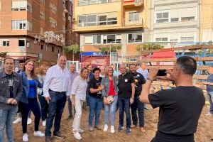 Marta Barrachina comparte almuerzo en la Fira d’Onda con la alcaldesa, Carmina Ballester, y afiliados del municipio