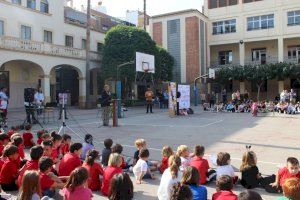 L'alcaldessa de Borriana participa en la Setmana d'Acció Mundial per l'Educació del col·legi Salesià - (foto 2)