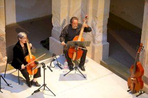 La juglaría y la música del siglo XXI se fusionaron en el espectáculo del Rey Sabio en el Festival Medieval d'Elx - (foto 6) La juglaría y la música del siglo XXI se fusionaron en el espectáculo del Rey Sabio en el Festival Medieval d'Elx - (foto 6)