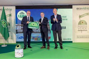 Benidorm y Orihuela conquistan las dos Banderas Verdes de Ecovidrio en la Comunitat Valenciana por su compromiso con el reciclaje de vidrio - (foto 2) Benidorm y Orihuela conquistan las dos Banderas Verdes de Ecovidrio en la Comunitat Valenciana por su compromiso con el reciclaje de vidrio - (foto 2)