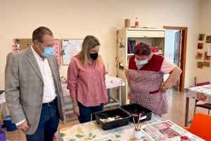 Marta Barrachina assumeix les reivindicacions d’Afanías i es compromet a prioritzar l'atenció a les famílies - (foto 2) Marta Barrachina assumeix les reivindicacions d’Afanías i es compromet a prioritzar l'atenció a les famílies - (foto 2)