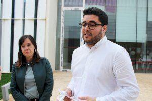 Nico Calabuig i M. Àngels Moreno demanen que el CIM de Sant Rafael recupere el servei de bar per a la gent usuària Nico Calabuig i M. Àngels Moreno demanen que el CIM de Sant Rafael recupere el servei de bar per a la gent usuària