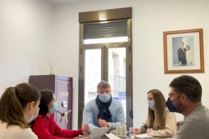 L'Ajuntament de Sant Jordi aprova les ajudes per naixements o adopcions al poble L'Ajuntament de Sant Jordi aprova les ajudes per naixements o adopcions al poble