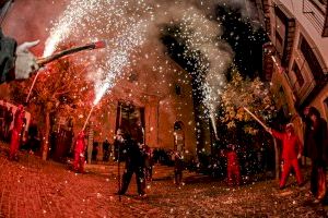 Cap de setmana intens a Morella amb la 8ena Trobada de Dimonis i teatre infantil - (foto 2)