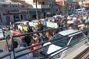 La Canyada de Paterna se manifiesta por segunda vez por la accesibilidad, la limpieza y contra los vertederos incontrolados