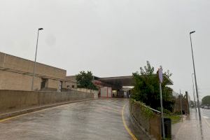 Un raig deixa sense suministre elèctric a l'hospital La Plana de Vila-real