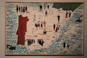 El Consorci de Museus recupera el folclore crítico con la exposición ‘De coros, danzas y desmemoria’ en Puerto de Sagunto - (foto 2) El Consorci de Museus recupera el folclore crítico con la exposición ‘De coros, danzas y desmemoria’ en Puerto de Sagunto - (foto 2)