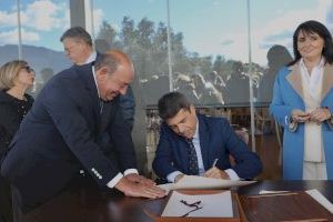 La Diputación entrega al alcalde de L'Alquería d’Asnar, Jaume Pascual, el título de Hijo Predilecto de la Provincia - (foto 2) La Diputación entrega al alcalde de L'Alquería d’Asnar, Jaume Pascual, el título de Hijo Predilecto de la Provincia - (foto 2)