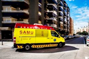 Fallece un trabajador al caerle encima un palé en una empresa de Rafal