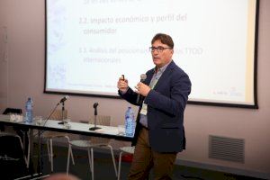 La reunió més important del turisme actiu a la Comunitat Valenciana avança en la professionalització del sector - (foto 3)