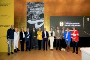 Barcala en el Congreso de Transformación Social: “Las personas deben ocupar siempre el centro de la acción política” - (foto 4)