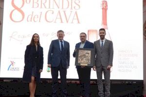 Ximo Puig: “En cada hogar y restaurante de la Comunitat debe haber esta Navidad cava de Requena por su excelencia”
