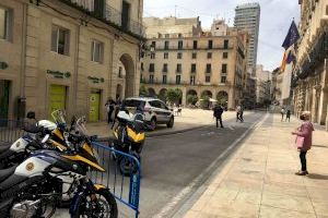 Alicante peatonaliza desde este miércoles las calles del centro para fomentar la movilidad y potenciar el comercio en Navidad - (foto 5) Alicante peatonaliza desde este miércoles las calles del centro para fomentar la movilidad y potenciar el comercio en Navidad - (foto 5)