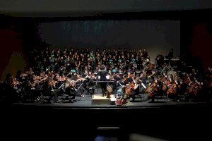 Les agrupacions musicals de la Universitat de València reben el Nadal amb huit concerts