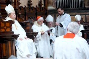 Bevanent toma posesión del cargo de arzobispo con un discurso humanista: “La Iglesia no es un partido político” - (foto 15) Bevanent toma posesión del cargo de arzobispo con un discurso humanista: “La Iglesia no es un partido político” - (foto 15)