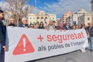 Xaló sale a la calle para pedir más Guardia Civil ante la oleada de robos