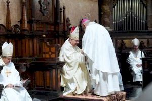 Bevanent toma posesión del cargo de arzobispo con un discurso humanista: “La Iglesia no es un partido político” - (foto 4) Bevanent toma posesión del cargo de arzobispo con un discurso humanista: “La Iglesia no es un partido político” - (foto 4)
