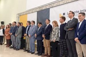 Villena presenta ante 300 empresarios y alcaldes de Alicante, Murcia y Albacete Nodo Logístico Levante Interior como un proyecto real - (foto 3) Villena presenta ante 300 empresarios y alcaldes de Alicante, Murcia y Albacete Nodo Logístico Levante Interior como un proyecto real - (foto 3)