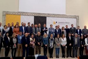 Villena presenta ante 300 empresarios y alcaldes de Alicante, Murcia y Albacete Nodo Logístico Levante Interior como un proyecto real - (foto 2) Villena presenta ante 300 empresarios y alcaldes de Alicante, Murcia y Albacete Nodo Logístico Levante Interior como un proyecto real - (foto 2)