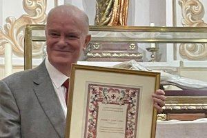 Homenaje de la Cofradía de la Sangre al historiador Antonio Gascó i Sidro