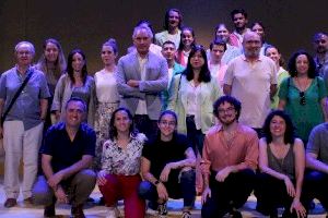 La Federación de Teatro Universitario premia la Escena Erasmus de la Universitat de València y la Diputación La Federación de Teatro Universitario premia la Escena Erasmus de la Universitat de València y la Diputación