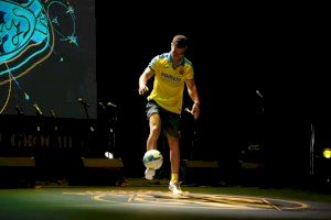 Sant Pasqual, las naranjas y el Millars suenan en el himno del centenario del Villarreal CF - (foto 4)