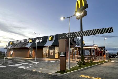 McDonald’s sigue apostando por Valencia con la apertura de su primer restaurante en Pobla de Vallbona