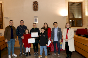 L'Ajuntament de Llíria entrega els premis dels concursos nadalencs 2022 - (foto 2)