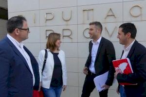 PSPV y Compromís registran las firmas de alcaldesas y alcaldes en apoyo al Fondo de Cooperación Municipal PSPV y Compromís registran las firmas de alcaldesas y alcaldes en apoyo al Fondo de Cooperación Municipal