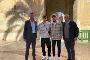El alcalde de Elche felicita a Abde Ezzalzouli por su cuarto puesto con la selección de Marruecos en el reciente Mundial de Catar