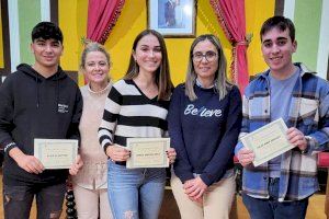 Cabanes premia a l'alumnat local amb 1500 euros per rendiment acadèmic