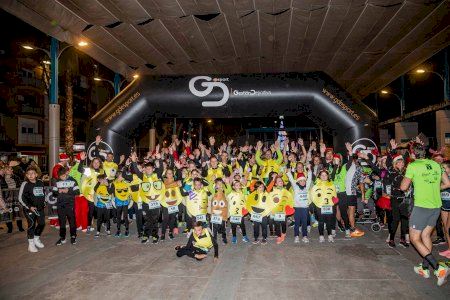 Manises celebra la la VI Sant Silvestre Solidària