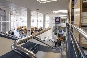 La Biblioteca de la UJI abre las 24 horas durante el periodo de exámenes de enero