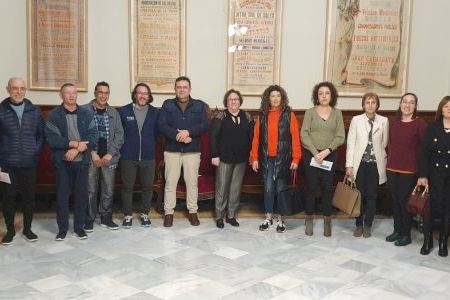 La 12ª Pirámide Comercial de Sueca entrega tarjetas regalo por valor de 1.000 euros para utilizar en el comercio local La 12ª Pirámide Comercial de Sueca entrega tarjetas regalo por valor de 1.000 euros para utilizar en el comercio local