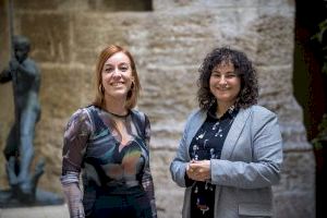 La diputada de Normalización Lingüística, Dolors Gimeno, se reúne con la directora general de Innovación Educativa, Reis Gallego La diputada de Normalización Lingüística, Dolors Gimeno, se reúne con la directora general de Innovación Educativa, Reis Gallego