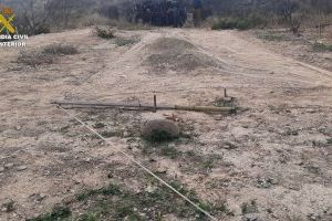 El Seprona investiga a un hombre de 78 años por capturar pájaros con un “enfilat” en Mutxamel - (foto 2) El Seprona investiga a un hombre de 78 años por capturar pájaros con un “enfilat” en Mutxamel - (foto 2)