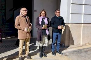 Garijo: “Rendimos homenaje a nueve vecinos de Ontinyent colocando estas baldosas para tropezarnos con la verdad y no olvidar nunca”