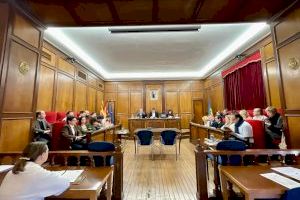 Alcoy aprueba la ordenanza municipal abolicionista de la prostitución y la explotación sexual