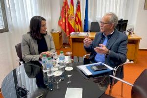 La alcaldesa se reúne con el juez de aguas para acordar actuaciones conjuntas y normalizar las relaciones entre las instituciones La alcaldesa se reúne con el juez de aguas para acordar actuaciones conjuntas y normalizar las relaciones entre las instituciones