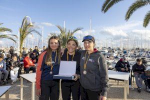 Adriana Castro sub campeona en el Campeonato de España sub 19 y Ainhora Gomez plata en ILCA 4 en la semana olímpica Adriana Castro sub campeona en el Campeonato de España sub 19 y Ainhora Gomez plata en ILCA 4 en la semana olímpica